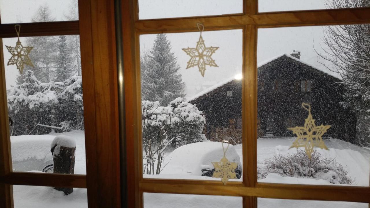Le Castor Bed & Breakfast Morgins ภายนอก รูปภาพ