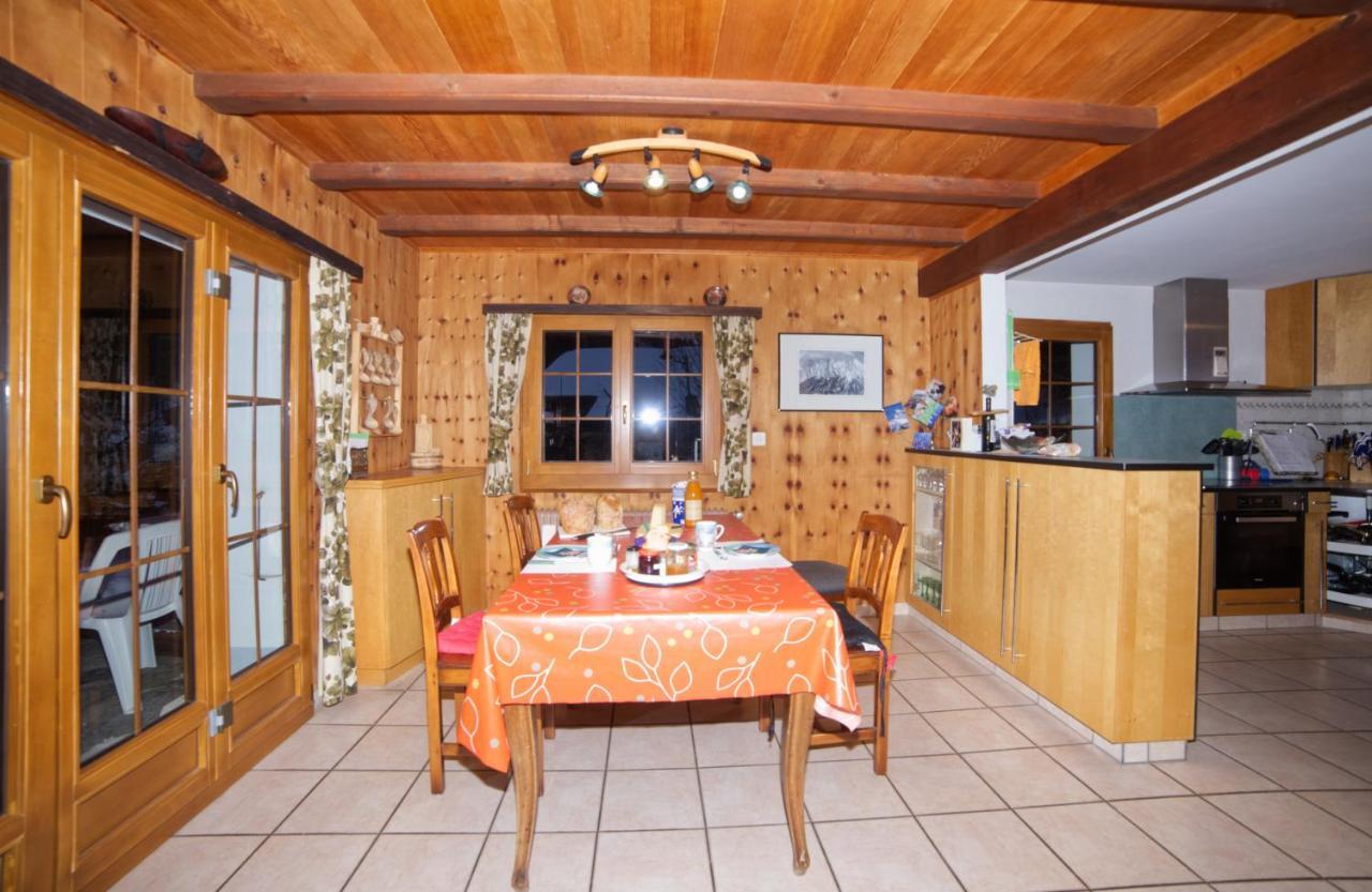 Le Castor Bed & Breakfast Morgins ภายนอก รูปภาพ
